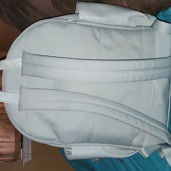 NEW AUTHENTIC BEIS, CANVAS AND LEATHER TRAVEL BACKPACK. - Picture 6 of 16